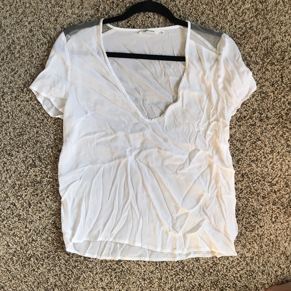 White tee